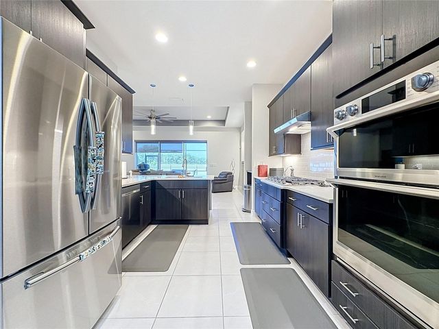 8665 E BRIDGEPORT BAY CIRCLE, Mount Dora, FL 32757