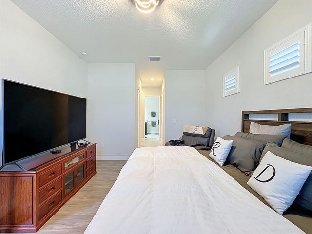 8665 E BRIDGEPORT BAY CIRCLE, Mount Dora, FL 32757