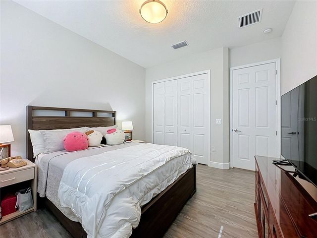 8665 E BRIDGEPORT BAY CIRCLE, Mount Dora, FL 32757