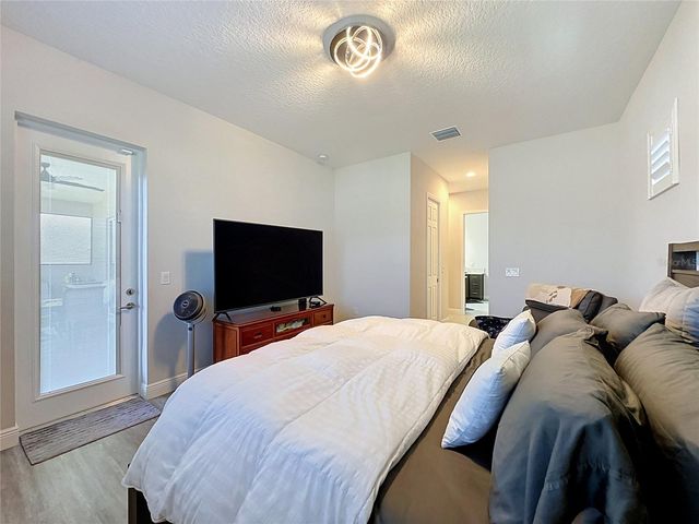 8665 E BRIDGEPORT BAY CIRCLE, Mount Dora, FL 32757