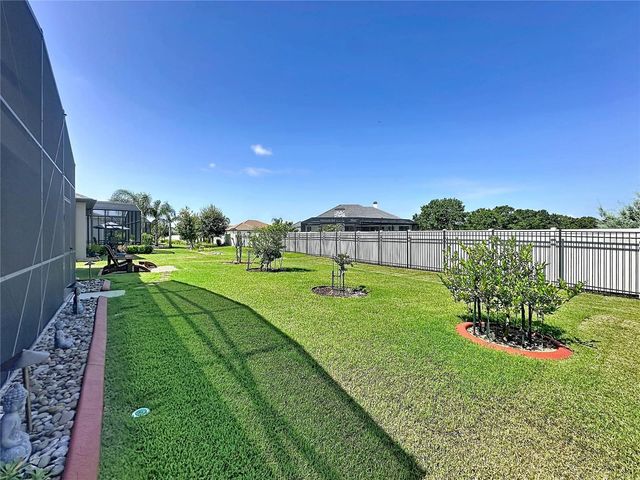 8665 E BRIDGEPORT BAY CIRCLE, Mount Dora, FL 32757