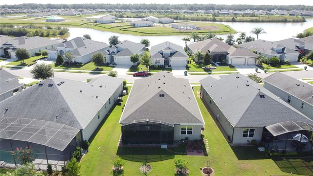 8665 E BRIDGEPORT BAY CIRCLE, Mount Dora, FL 32757