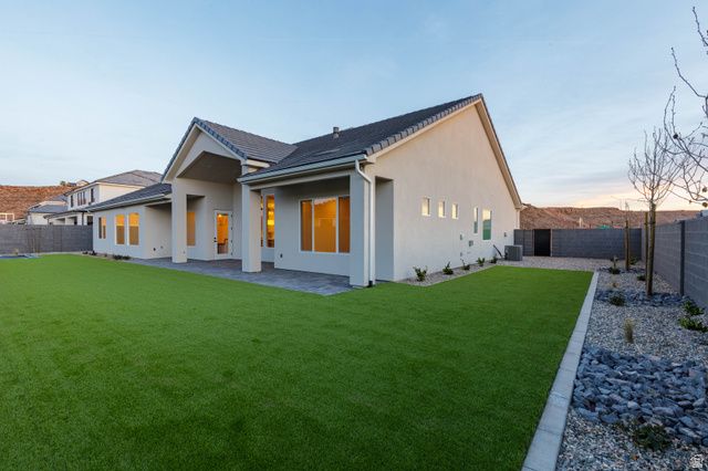 393 E SIDBURY RD, Washington, UT 84780