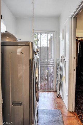 2028 W 84th, Los Angeles, CA 90047