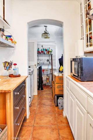 2028 W 84th, Los Angeles, CA 90047