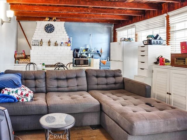2028 W 84th, Los Angeles, CA 90047