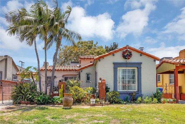 2028 W 84th, Los Angeles, CA 90047