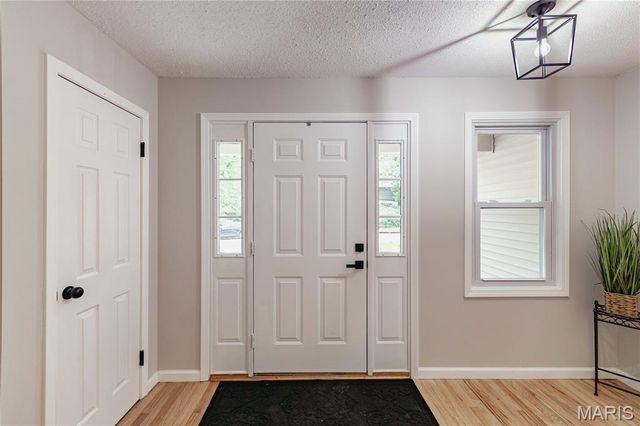 415 Montbrook Drive, O'fallon, MO 63366