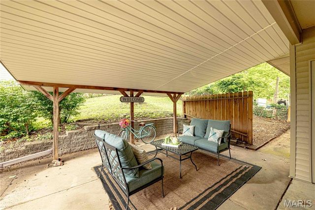 415 Montbrook Drive, O'fallon, MO 63366