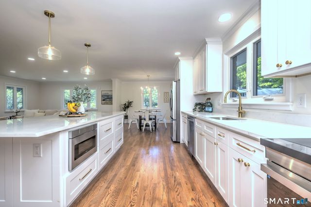 50 Oak Ridge Road, Stratford, CT 06614