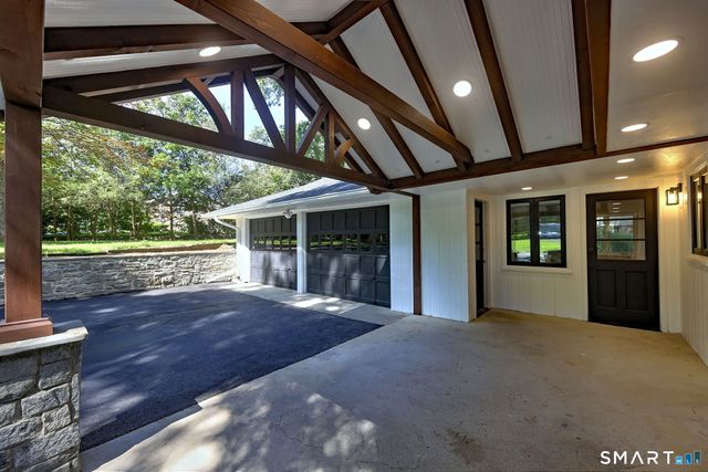 50 Oak Ridge Road, Stratford, CT 06614