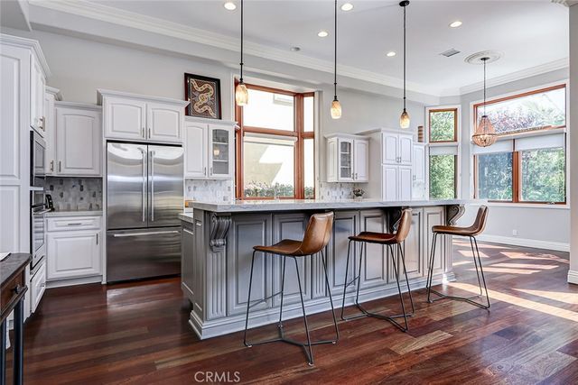 3404 N Poinsettia Avenue, Manhattan Beach, CA 90266