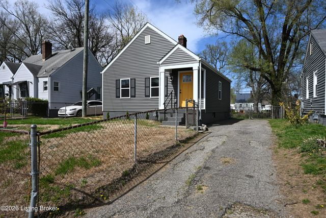 2801 Narragansett Dr, Louisville, KY 40210