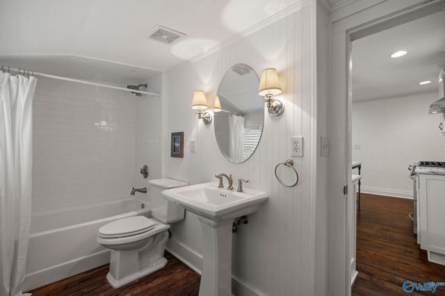 505 Clinton Avenue E, Huntsville, AL 35801