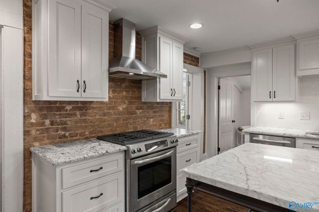 505 Clinton Avenue E, Huntsville, AL 35801