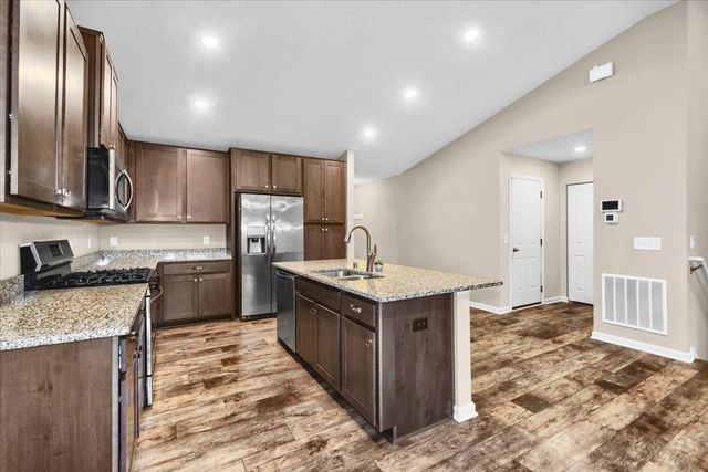 11841 132nd Avenue N, Dayton, MN 55327