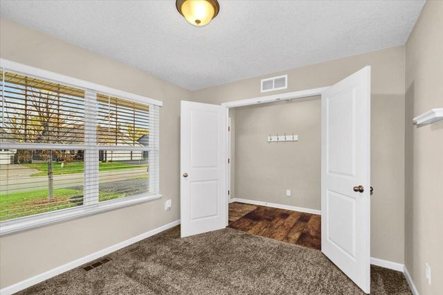 11841 132nd Avenue N, Dayton, MN 55327