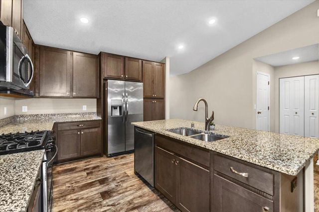 11841 132nd Avenue N, Dayton, MN 55327