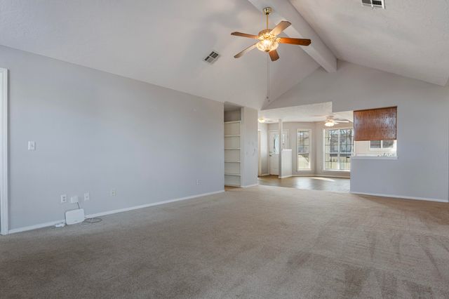 827 Apple Drive, Grove, OK 74344