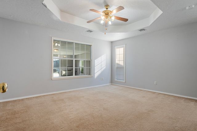 827 Apple Drive, Grove, OK 74344