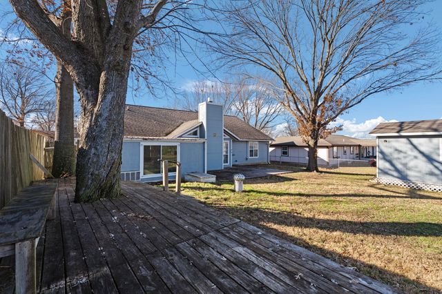 827 Apple Drive, Grove, OK 74344