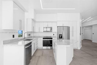 1745 E Hallandale Beach Blvd PH05W, Hallandale Beach, FL 33009