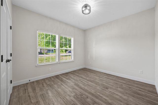 5804 Houghton Avenue, Fort Worth, TX 76107