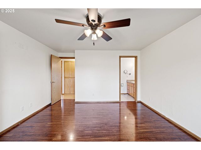 662 S 44TH St, Springfield, OR 97478