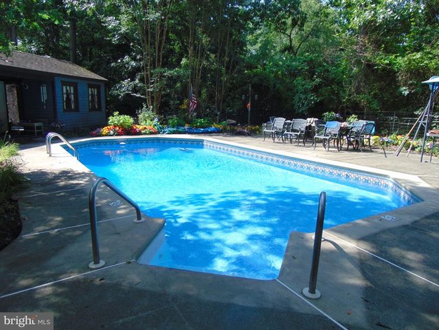 12 MALLARD DR, Tabernacle, NJ 08088