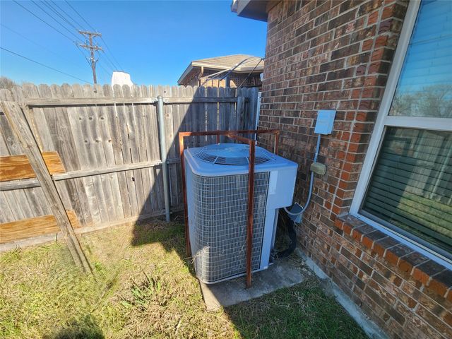 2013 Cranberry Court, Mesquite, TX 75181