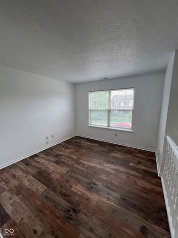 12564 Geist Cove Drive, Indianapolis, IN 46236