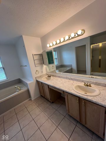 12564 Geist Cove Drive, Indianapolis, IN 46236
