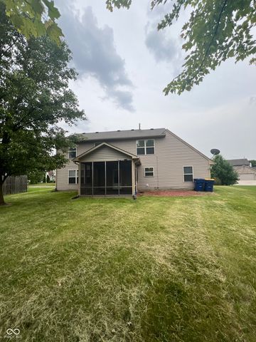 12564 Geist Cove Drive, Indianapolis, IN 46236