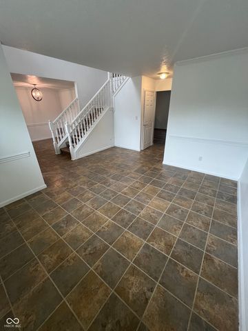 12564 Geist Cove Drive, Indianapolis, IN 46236