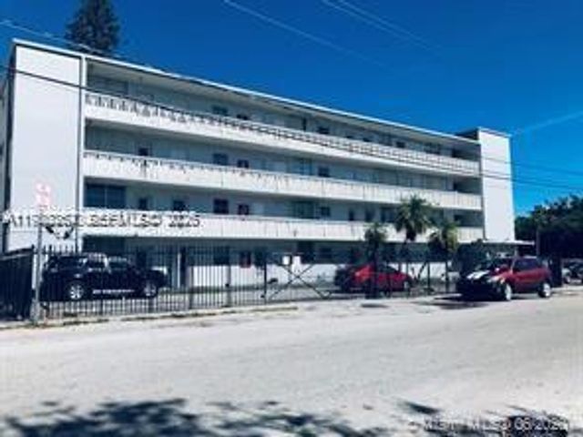 1515 NE 125th Terrace 206, North Miami, FL 33161