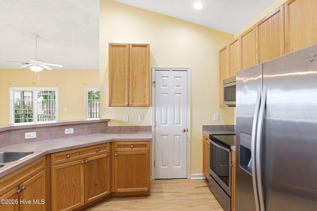 4124 Pine Brush Drive, Leland, NC 28451