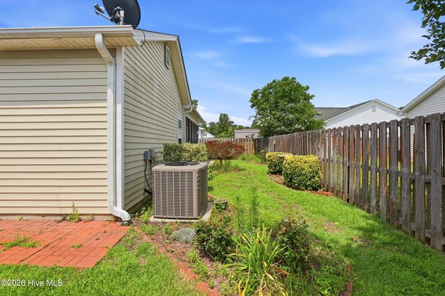 4124 Pine Brush Drive, Leland, NC 28451
