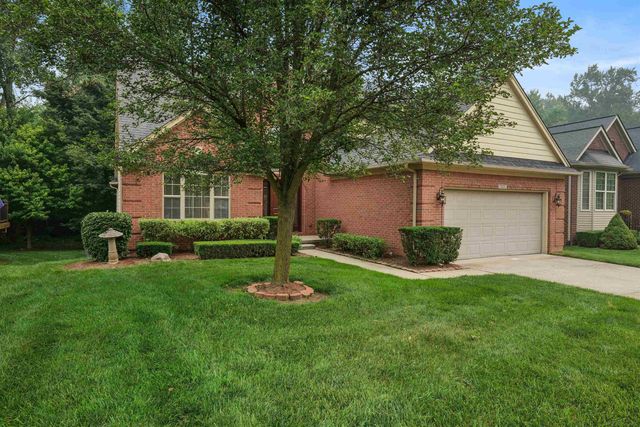8313 Pine Creek Drive, Utica, MI 48316