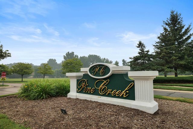8313 Pine Creek Drive, Utica, MI 48316