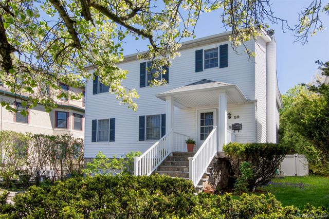 53 Mohican Park Avenue, Dobbs Ferry, NY 10522