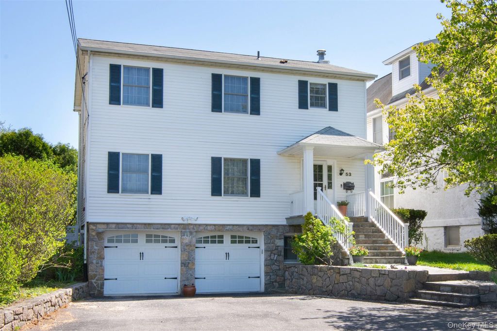 53 Mohican Park Avenue, Dobbs Ferry, NY 10522