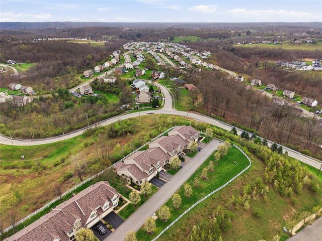2015 Atwell Drive, Collier Twp, PA 15071
