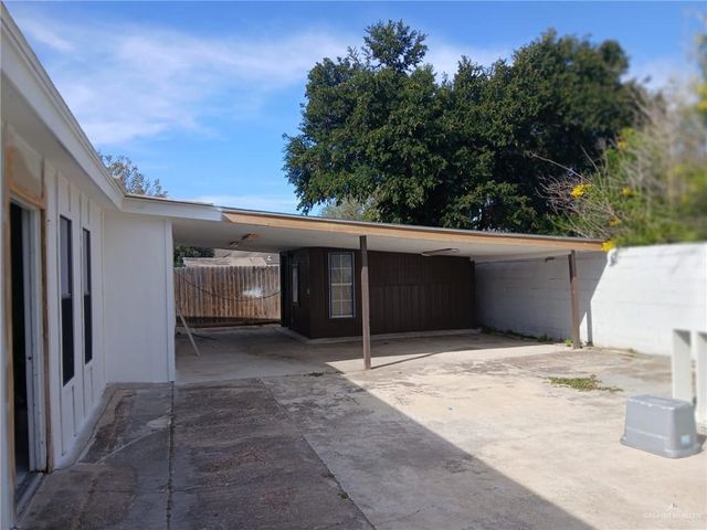 2124 Iris Avenue, Mcallen, TX 78501