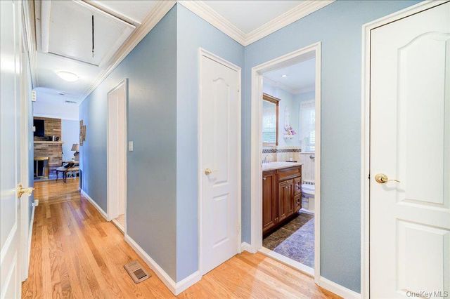 21 Midland Avenue, Central Valley, NY 10917