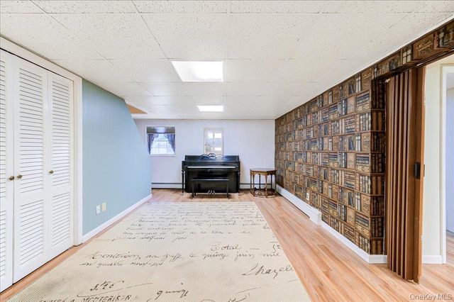 21 Midland Avenue, Central Valley, NY 10917