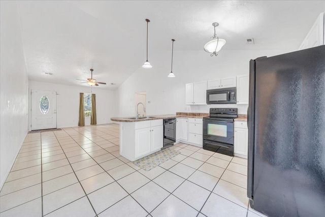 3824 Yellow Mountain RD, Roanoke, VA 24014