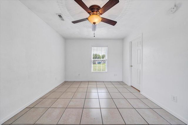 3824 Yellow Mountain RD, Roanoke, VA 24014
