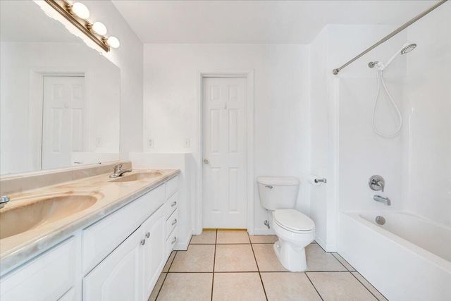 3824 Yellow Mountain RD, Roanoke, VA 24014