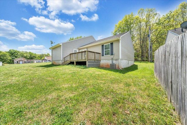 3824 Yellow Mountain RD, Roanoke, VA 24014