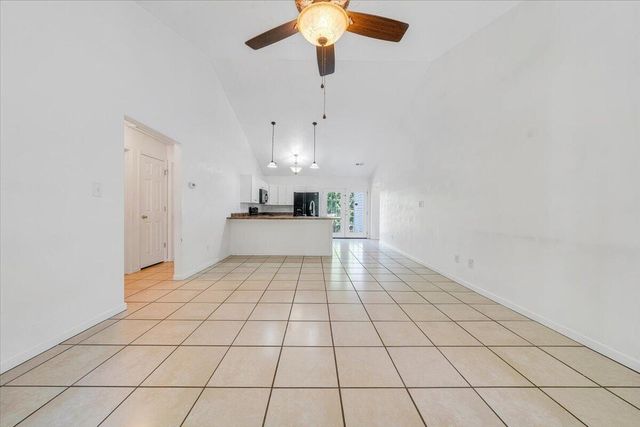 3824 Yellow Mountain RD, Roanoke, VA 24014